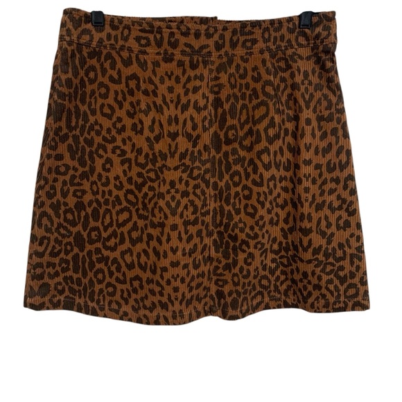 Loveriche size large Leopard Print Skirt - Picture 2 of 5